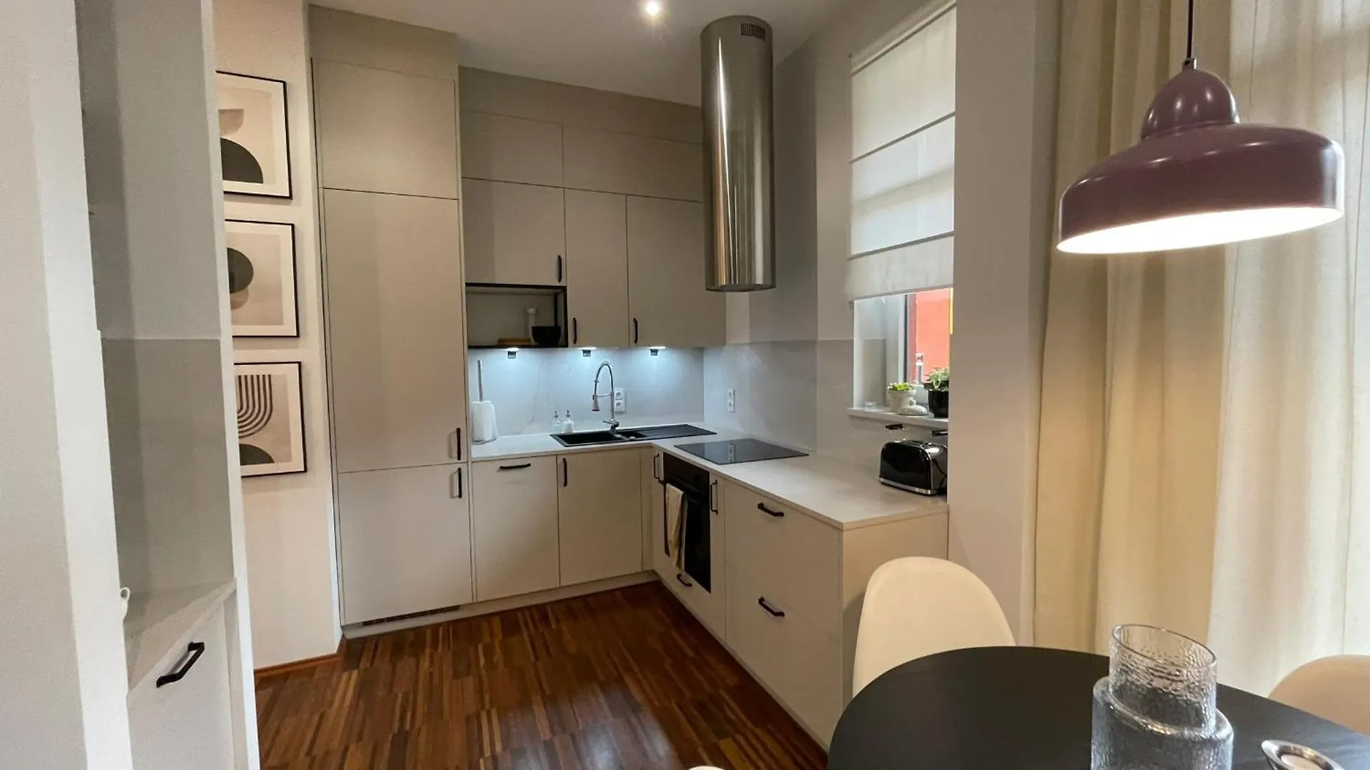 Elegancki Apartament Od Dziedzinca, 60M2, Parking, Rynek 700 M 弗罗茨瓦夫